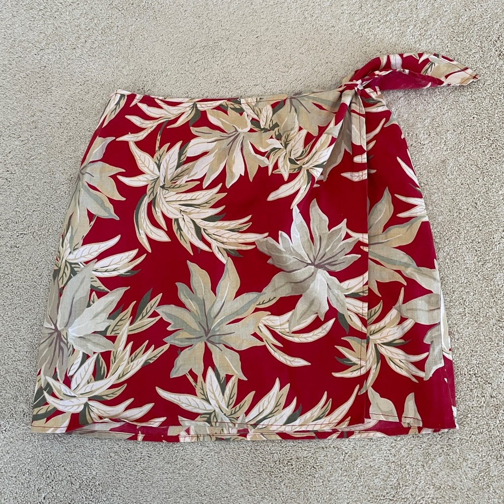 Jones New York wrap mini skirt, size 12P